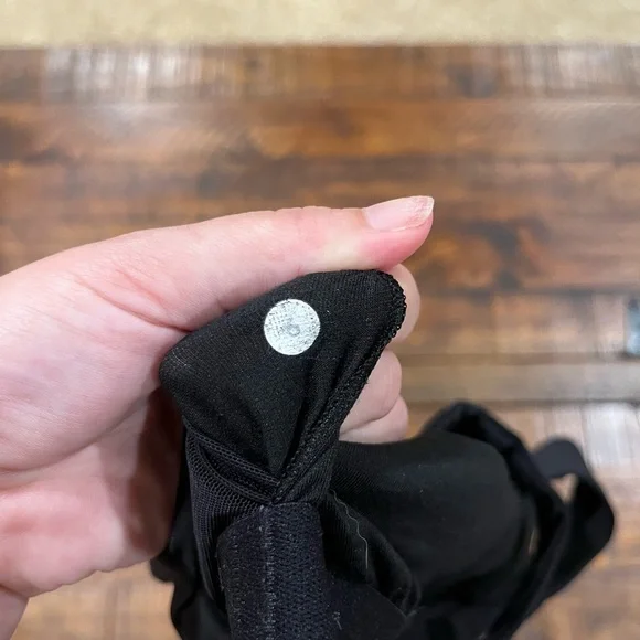 lululemon athletica Classic Black Tank Top - Picture 4 of 4